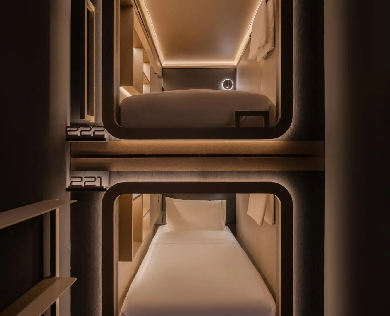 Cube Social Boutique Capsule Hotel At Boat Quay Singapore Hostel