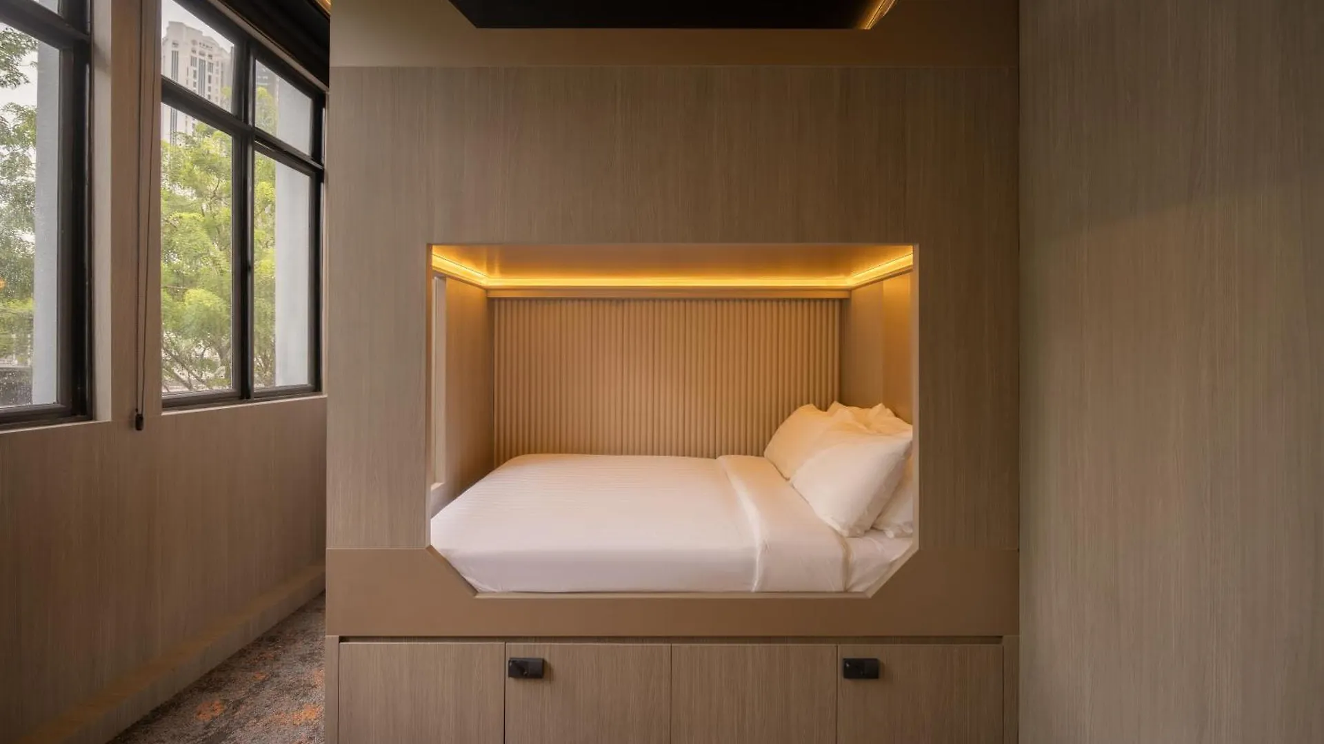 Cube Social Boutique Capsule Hotel At Boat Quay Singapore Singapore