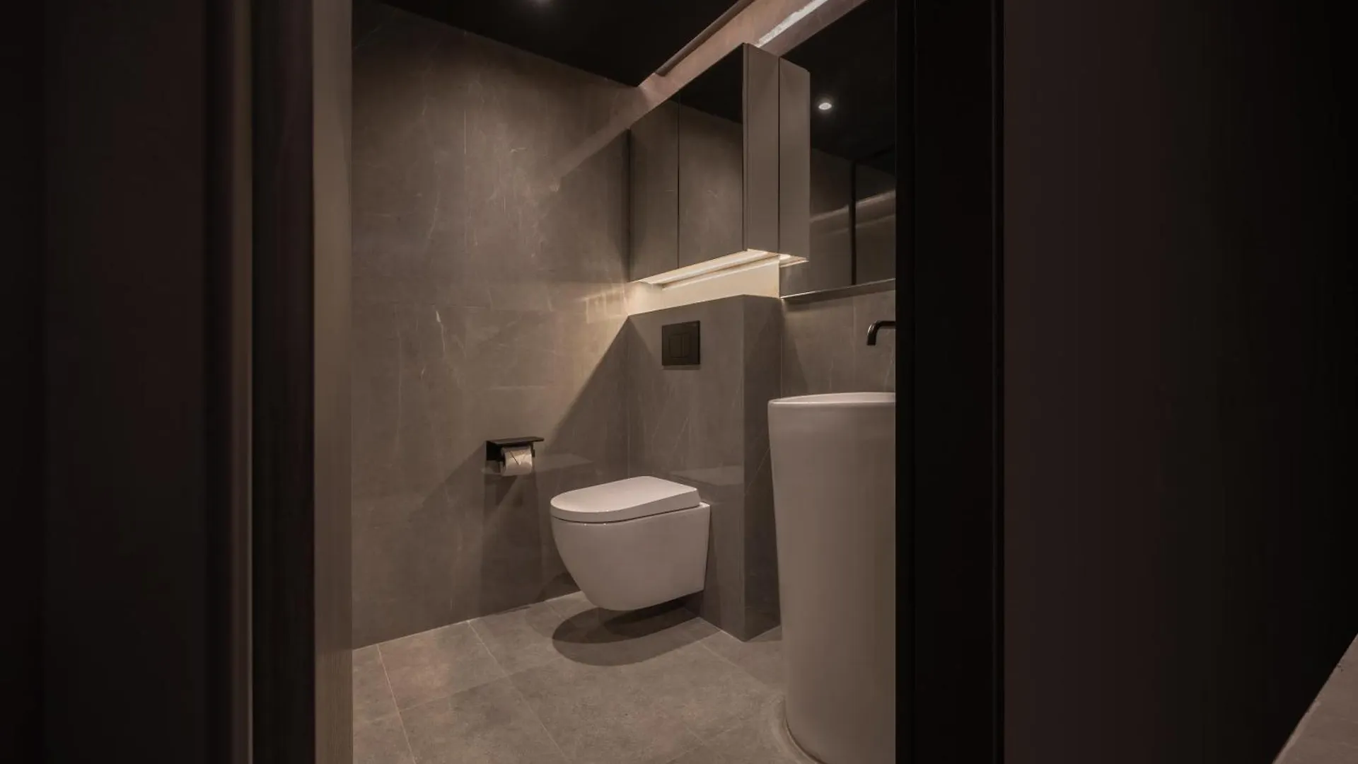 Cube Social Boutique Capsule Hotel At Boat Quay Singapore